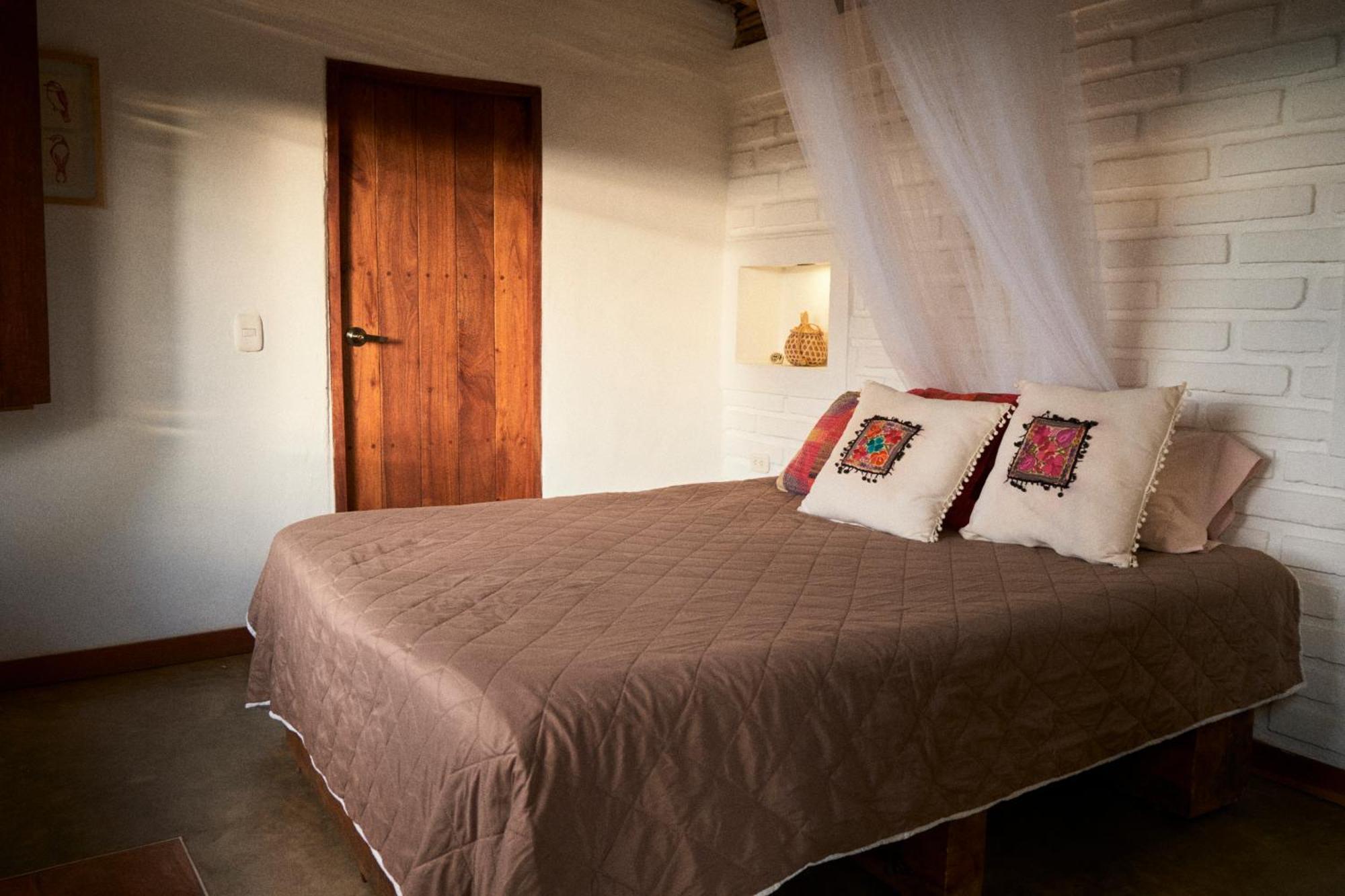 Hostal Juan Palitos ลอส ซานตอส ภายนอก รูปภาพ