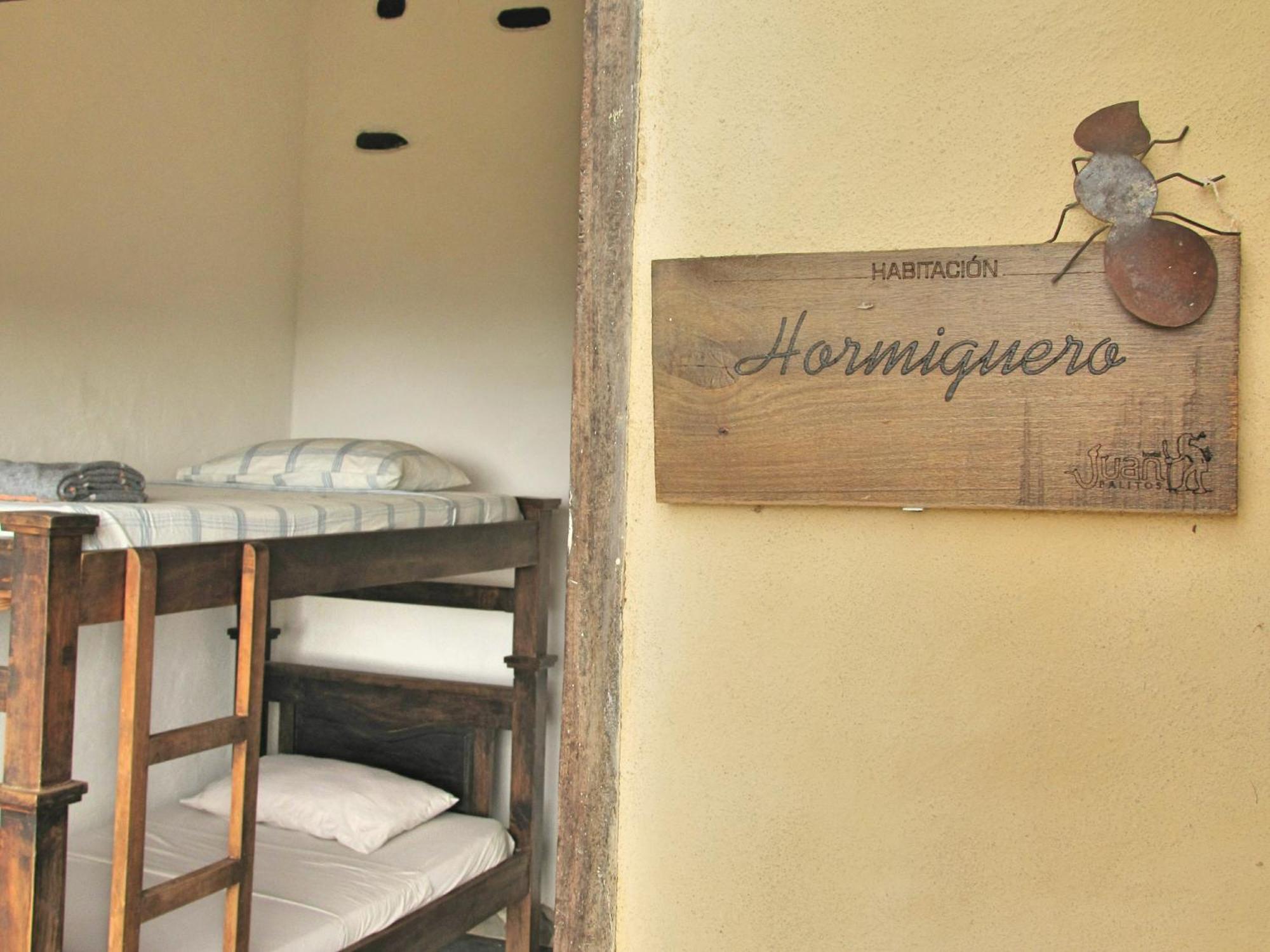 Hostal Juan Palitos ลอส ซานตอส ภายนอก รูปภาพ